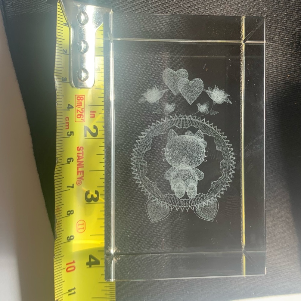 HELLO 🐱 KITTY paper weight block - Picture 6 of 8
